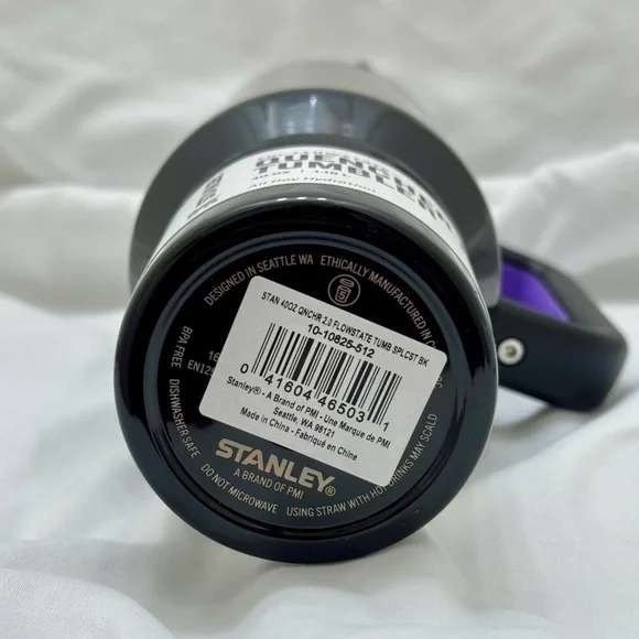 Stanley x Target Halloween 40oz. Flowstate Quencher in Spellcast Black - Picture 8 of 9